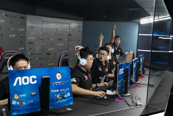 脚惊人的远 脚惊人的远