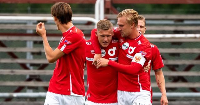 现年仅18 现年仅18